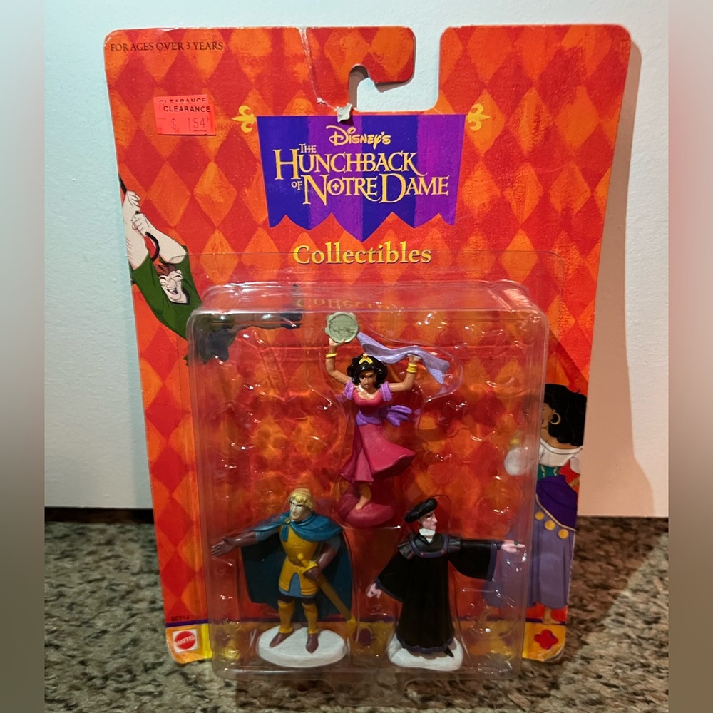 Hunchback of Norte Dame Disney collectibles